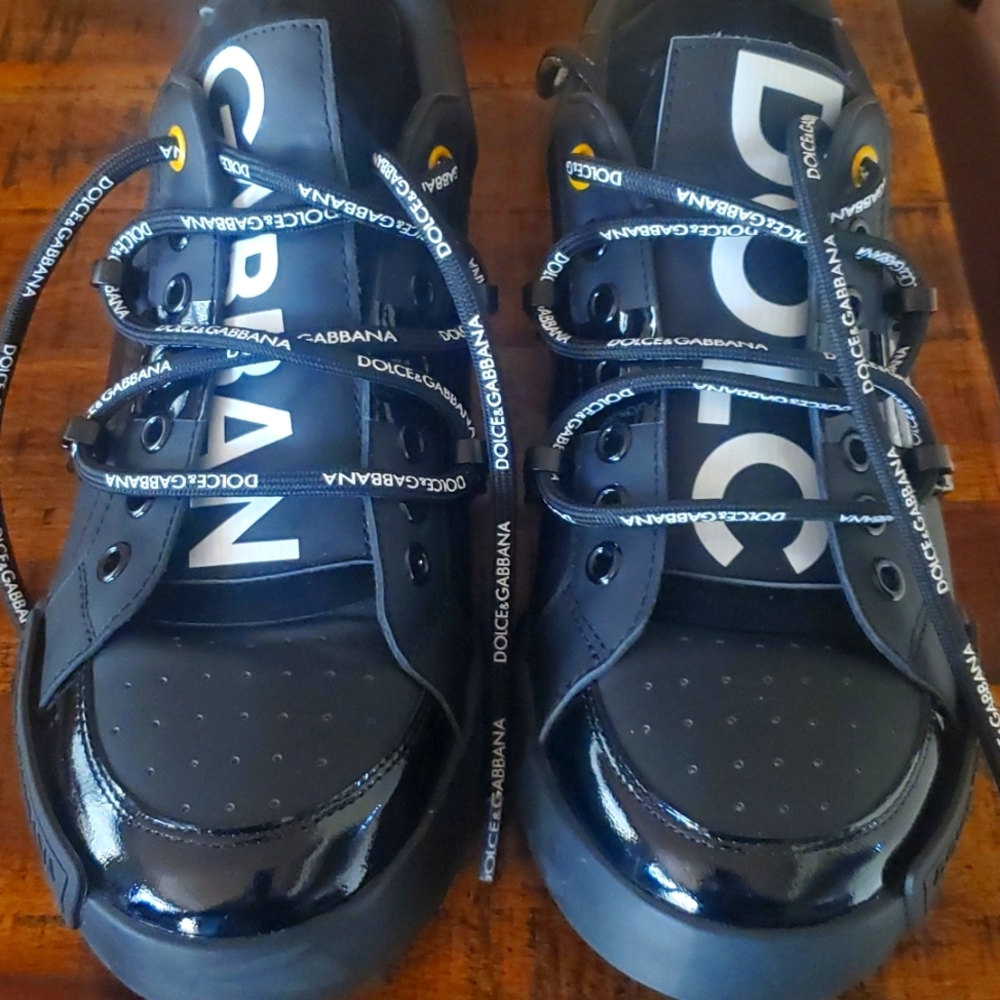 Shoe's